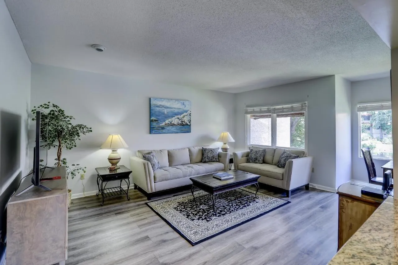 Granite New Furniture King Queen Sleeps 6 Bikes & Beach Gear Included Hilton Head Island 0*,  United States